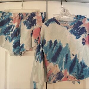 Love, Fire girl size XL Tie-Dye Top & shorts lounge/pajama set VVGUC